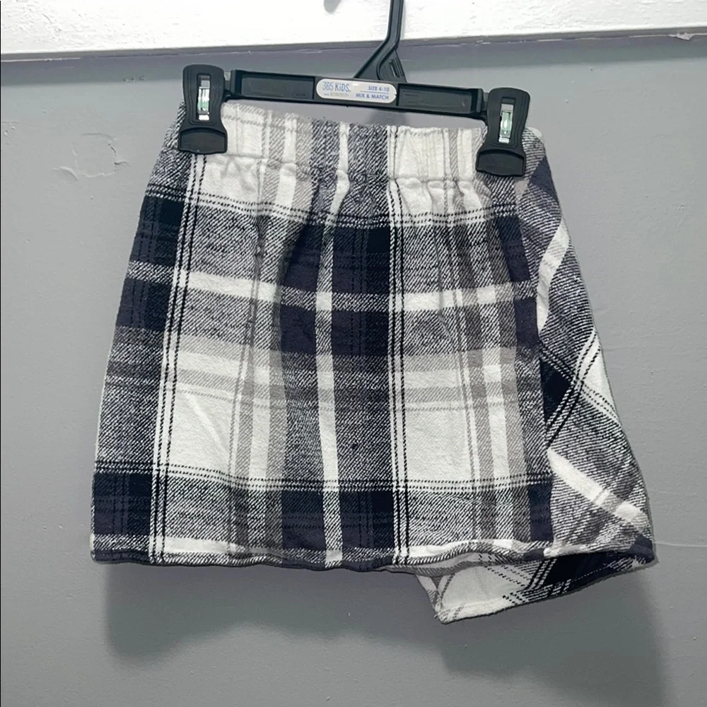 SO stylish plaid